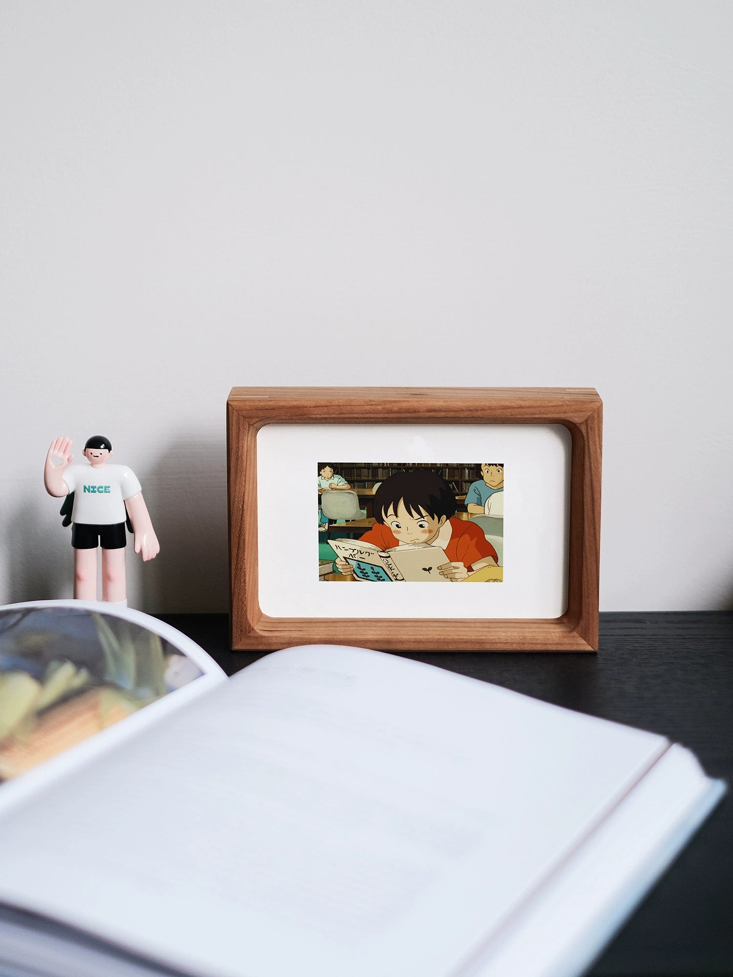 Vintage TV Shaped Solid Wood Tabletop Photo Frame - 5"/6" - Cherry/Walnut Wood